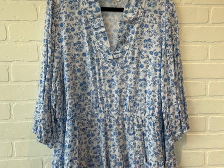 Top 3 4 Sleeve By Crown And Ivy In Blue & White, Size: 3x Fashion