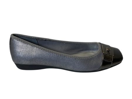 Shoes Flats By Anne Klein In Grey, Size: 8 Hot on Sale