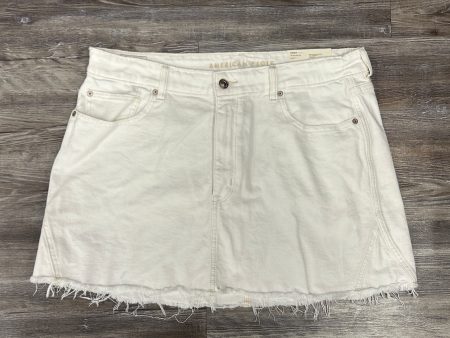 Shorts By American Eagle In White Denim, Size: 18 For Discount