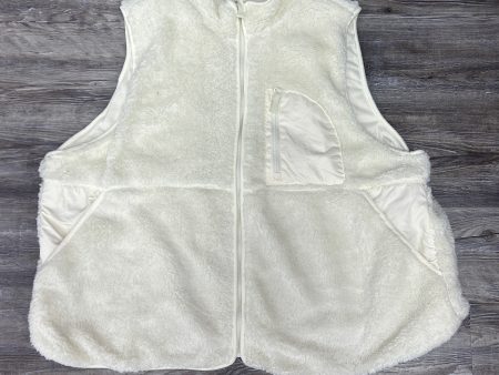 Vest Faux Fur & Sherpa By Maurices In White, Size: 3x on Sale